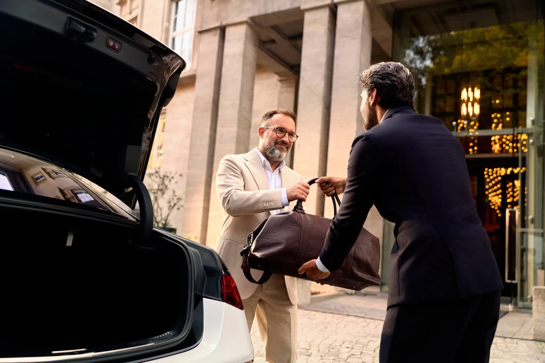 Limousine Service 20 Corporate & Business Limousine Service